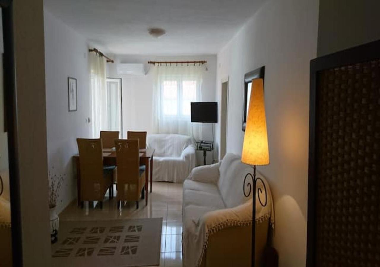 Seaside Apartments And Rooms Kotor Luaran gambar
