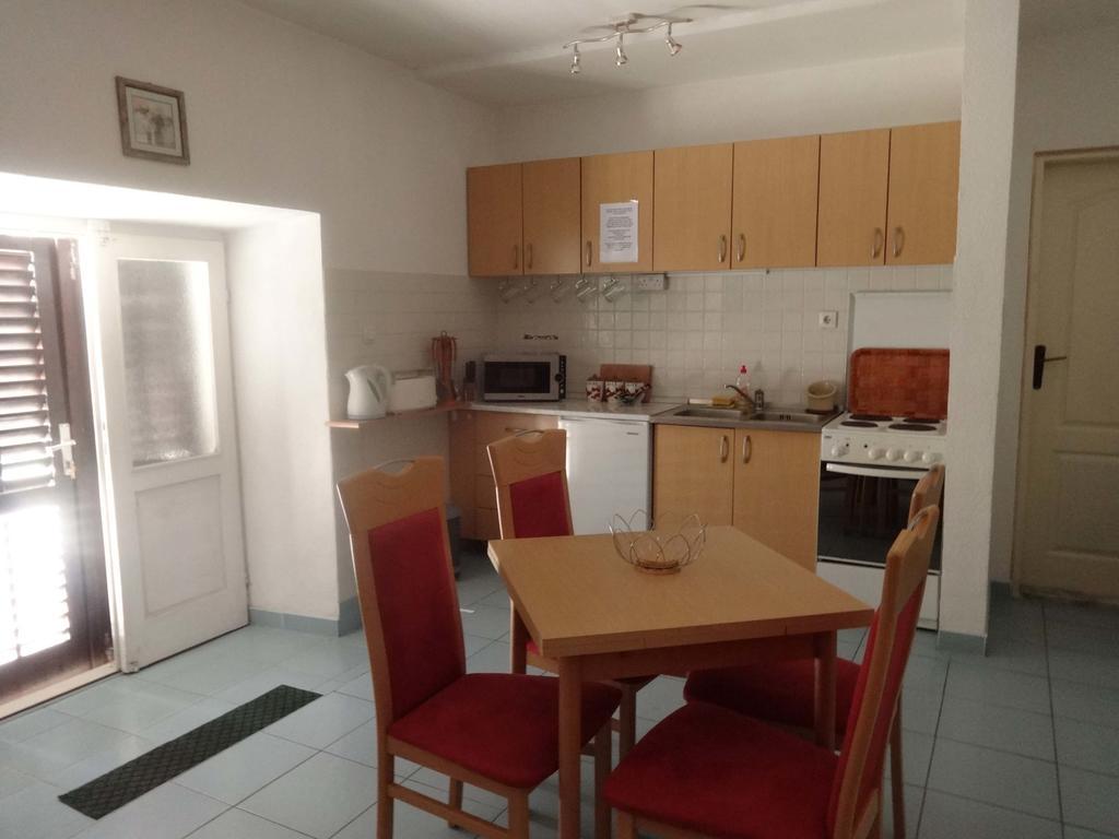 Seaside Apartments And Rooms Kotor Luaran gambar