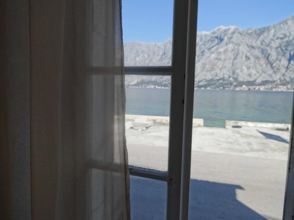 Seaside Apartments And Rooms Kotor Luaran gambar