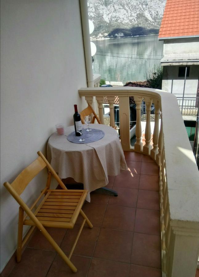 Seaside Apartments And Rooms Kotor Luaran gambar